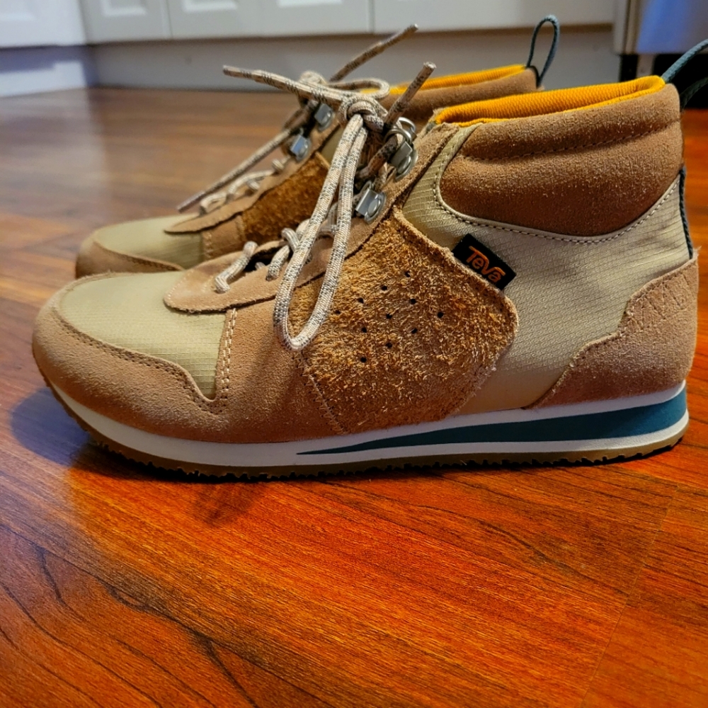 Teva Womens Highside Hiking Shoes
